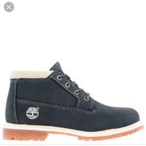 Timberland women’s boots, navy, good condition